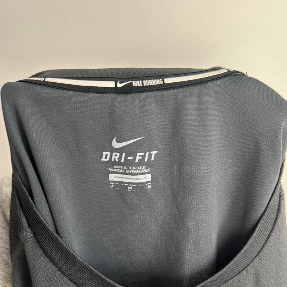 Nike Dri-Fit Running Shirt Size M